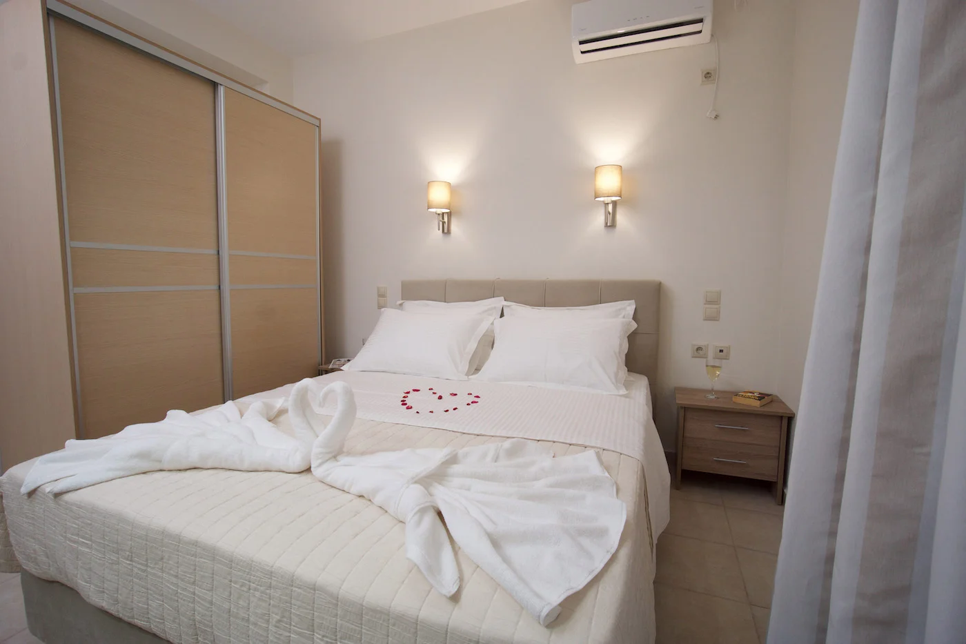 Double bedroom interior at Villa Joanna, Agia Efimia Kefalonia