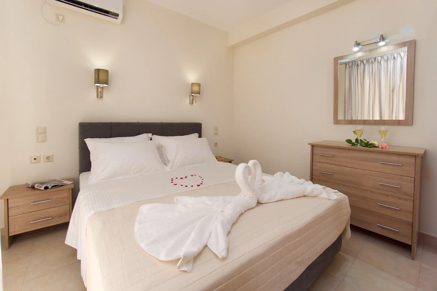 Master bedroom in Villa Joanna, luxury stone villa Agia Efimia